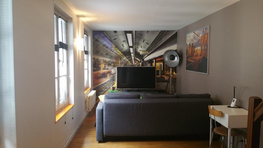 Le Duplex Apartment Honfleur Exterior photo