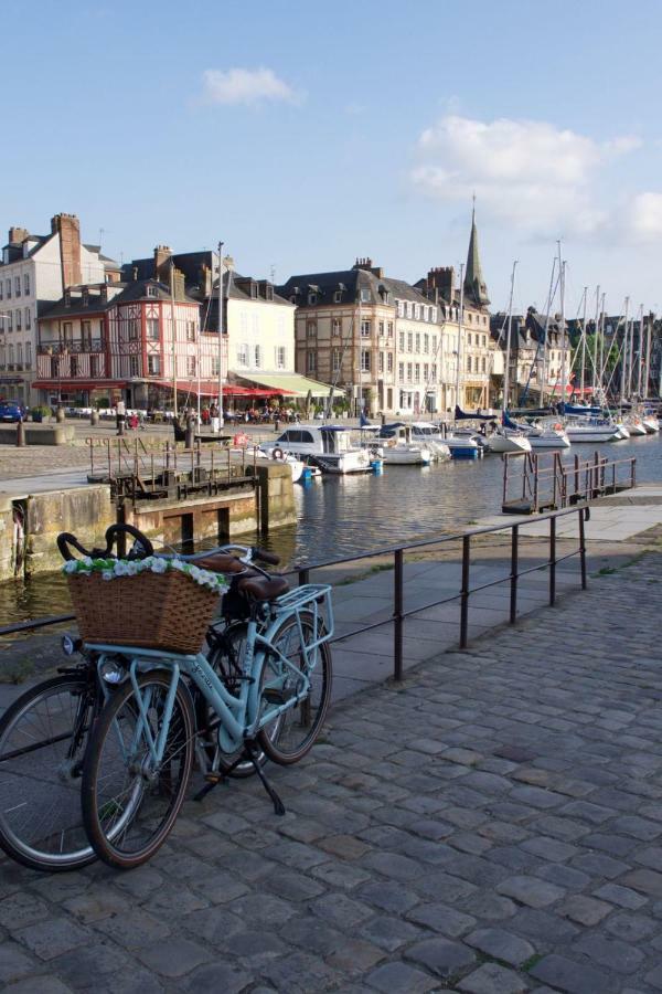 Le Duplex Apartment Honfleur Exterior photo