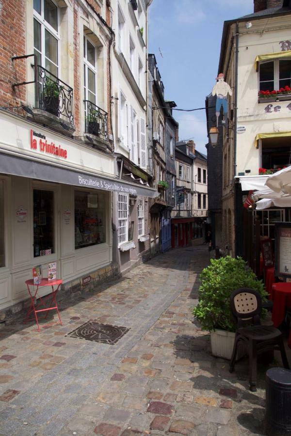 Le Duplex Apartment Honfleur Exterior photo